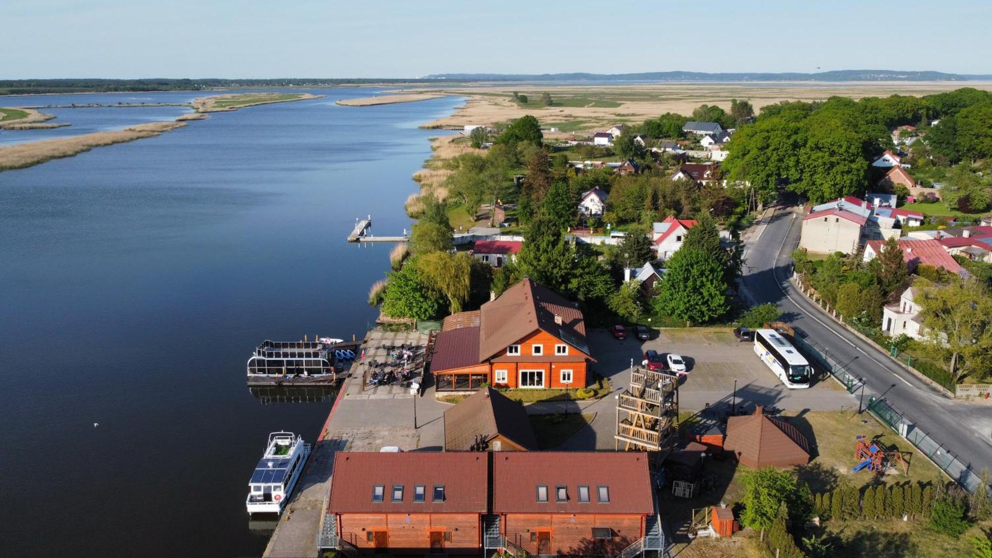 Karczma Rybna Rybaczowka Marina B&B Świnoujście Exteriör bild